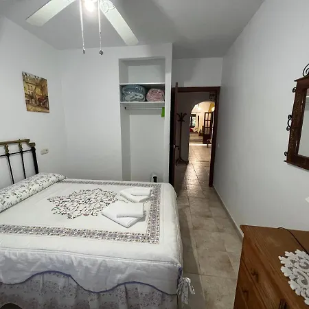Casa Lirios Nyaraló Jimera de Líbar